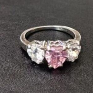 18K white GF pink heart rhinestone ring size 7.5